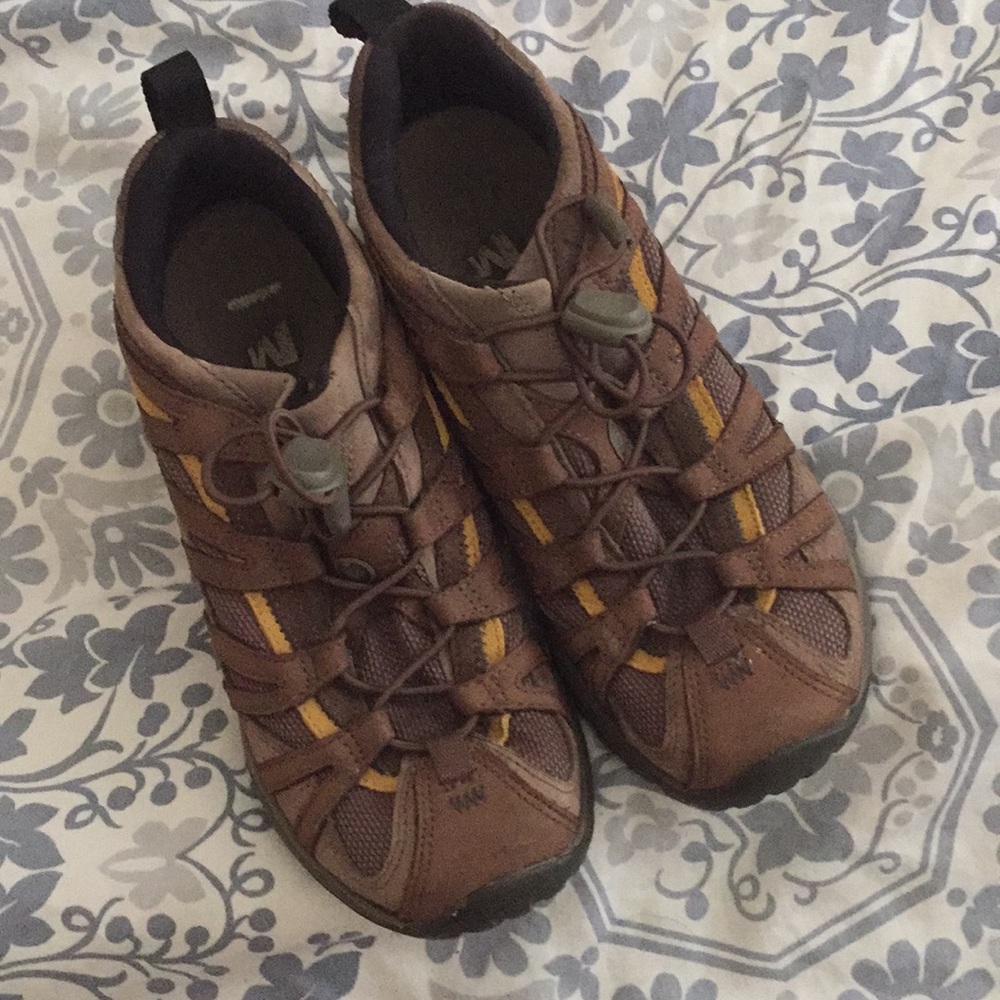 Merrell light hiking shoes